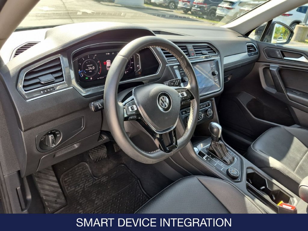 Used 2021 Volkswagen Tiguan SEL AWD/4WD image 13