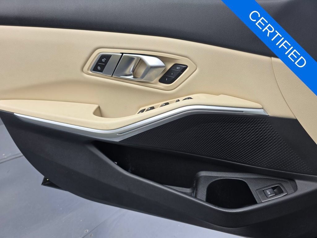Used 2023 BMW 330i Sedan w/ Driving Assistance Package RWD image 26