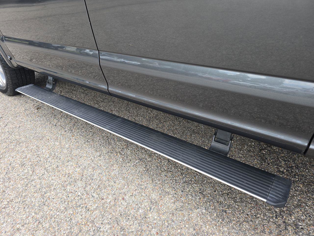 Used 2019 Ford F150 Platinum w/ Equipment Group 701A Luxury image 30