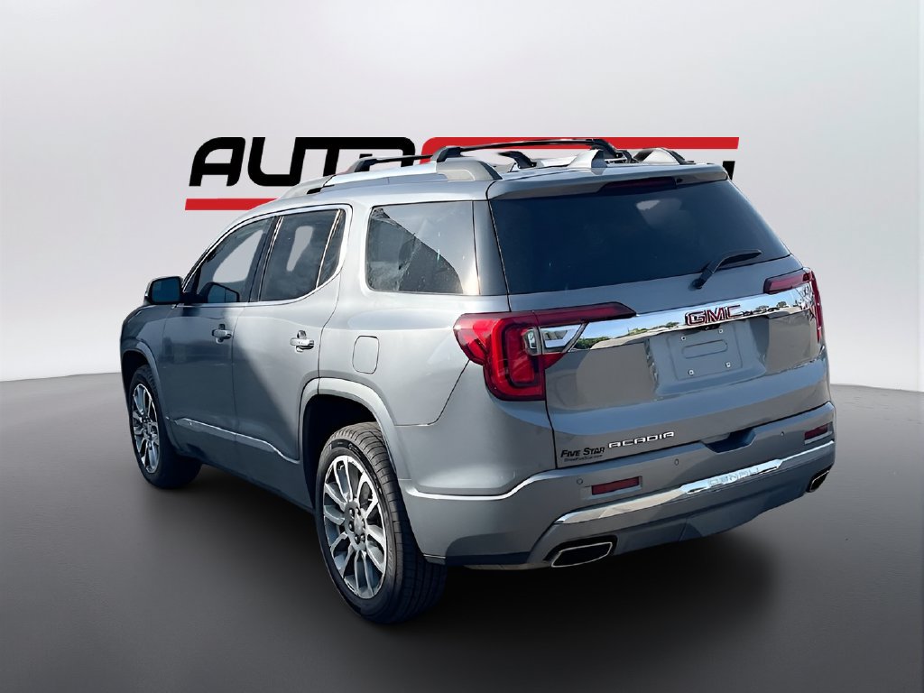 Used 2021 GMC Acadia Denali w/ Denali Technology Package FWD image 5