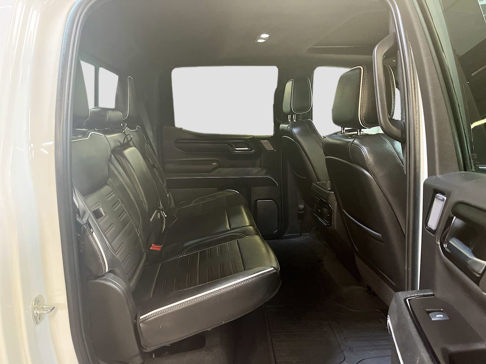 Used 2025 GMC Sierra 1500 AT4X w/ AT4X AEV Edition AWD/4WD image 29