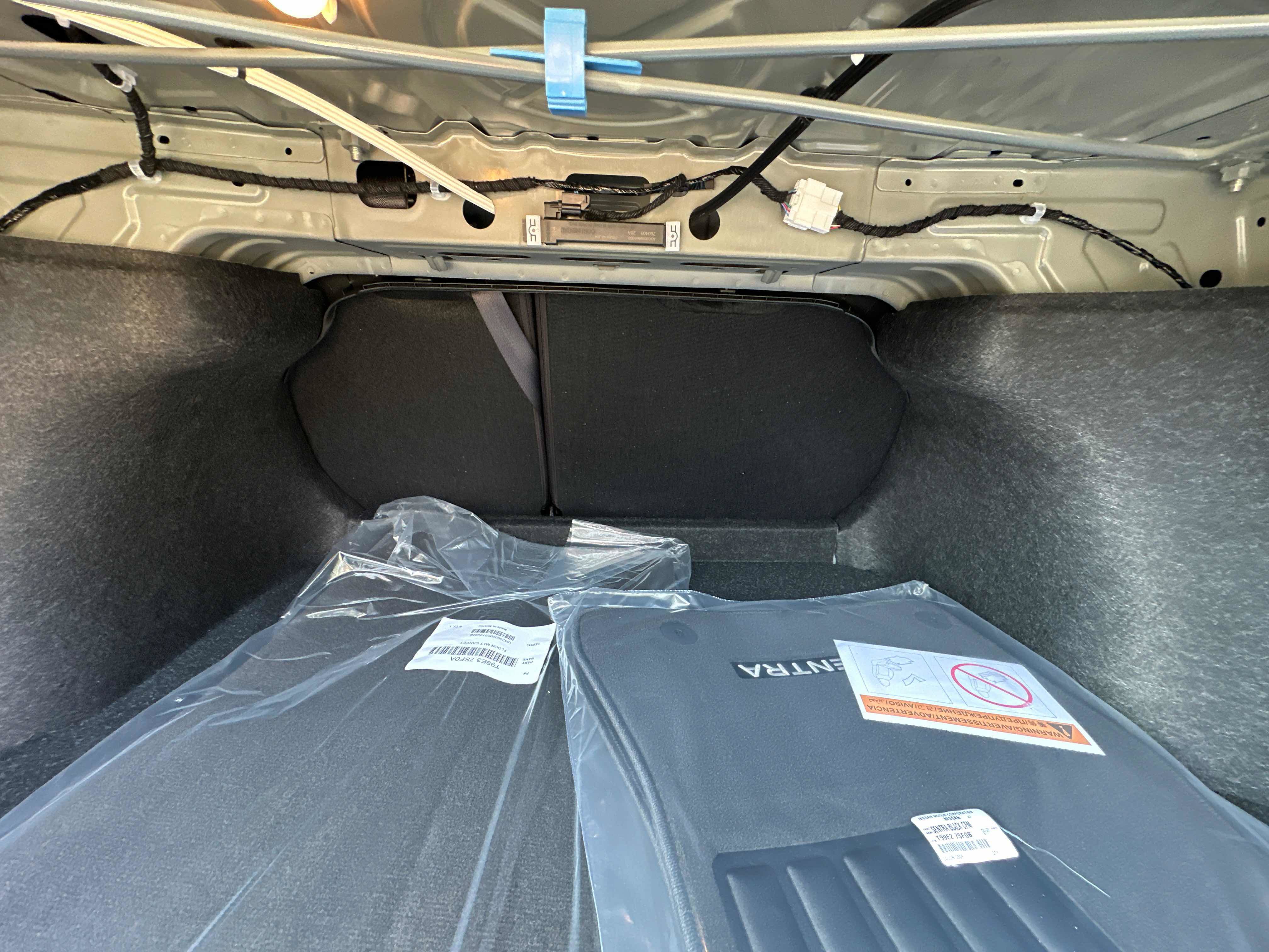 New 2027 Nissan Sentra SV w/ Floor Mat Package FWD image 15