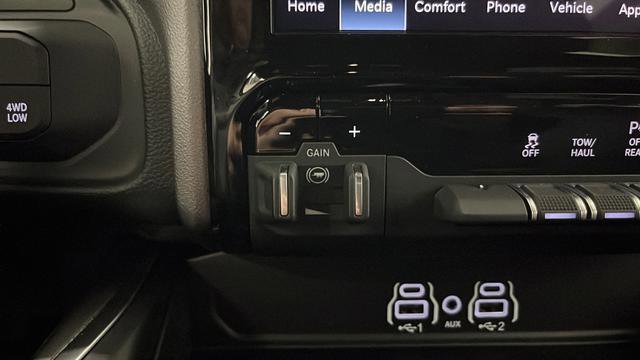 New 2026 RAM 2500 Big Horn AWD/4WD image 31