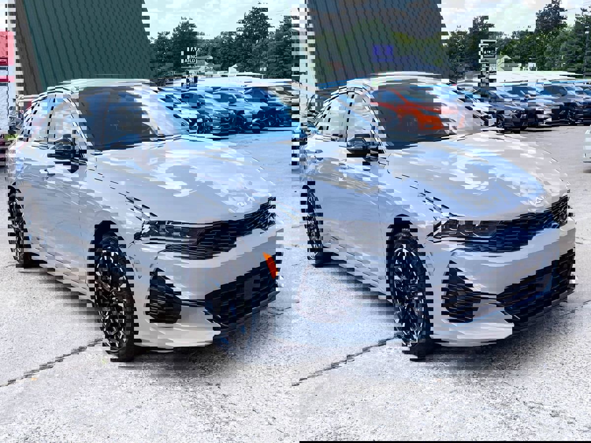 Used 2024 Kia K5 GT-Line w/ GT-Line Premium Package image 2