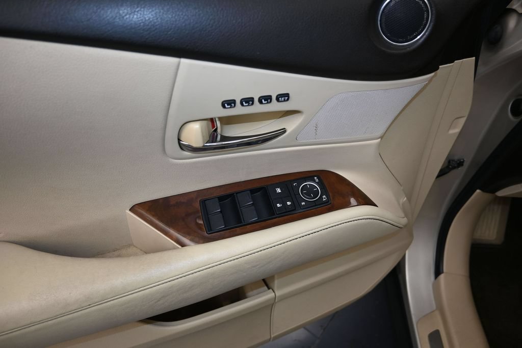 Used 2013 Lexus RX 350 FWD w/ Navigation Pkg image 11