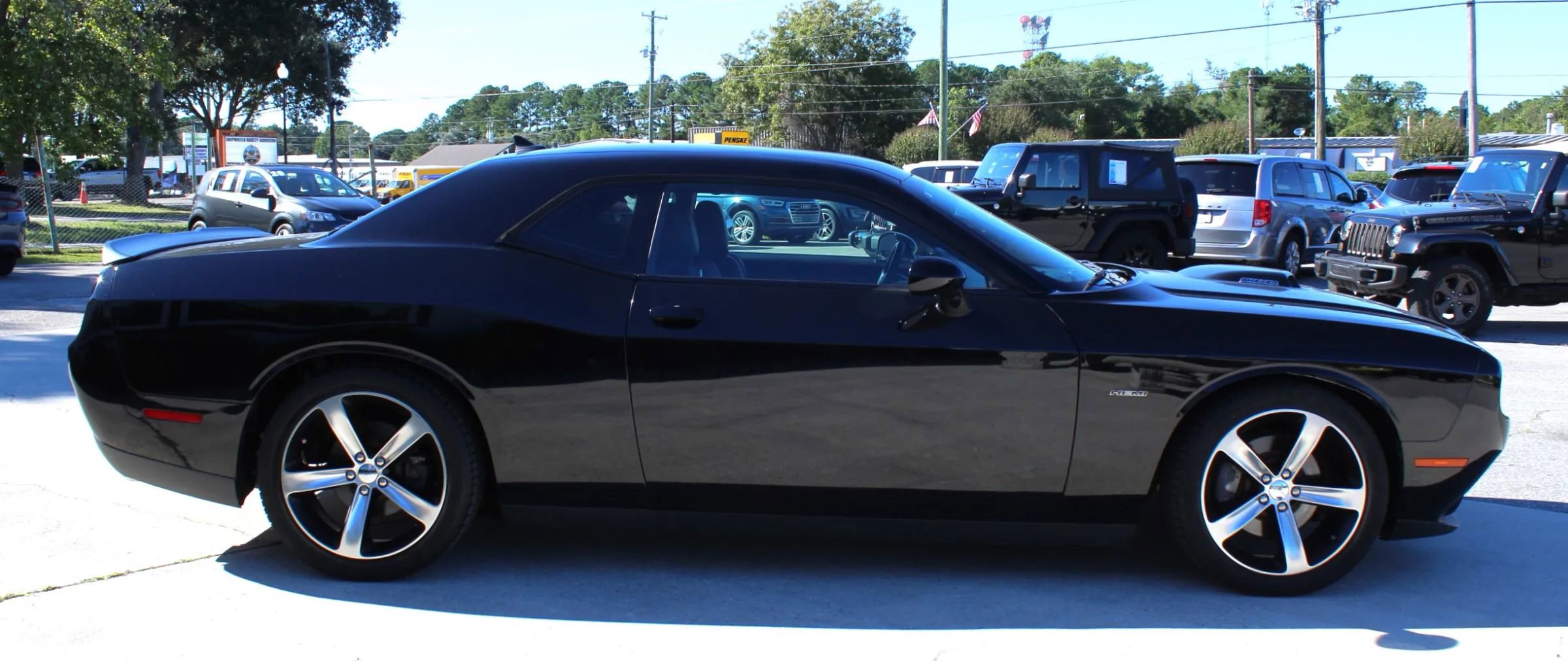 Used 2016 Dodge Challenger R/T Plus image 6