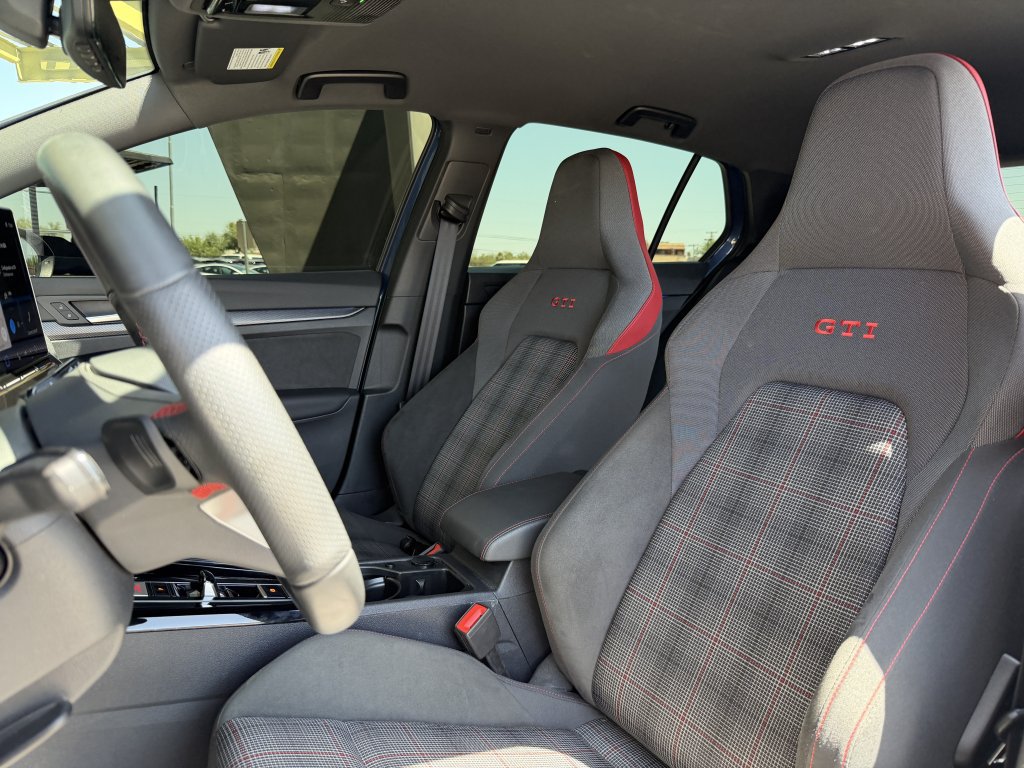 Used 2025 Volkswagen GTI S FWD image 33