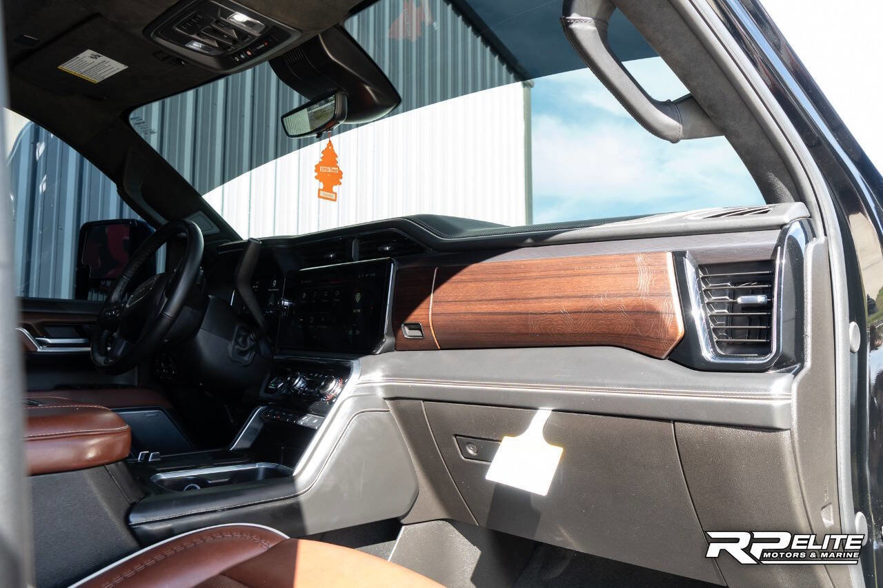 Used 2025 GMC Sierra 2500 Denali Ultimate image 69