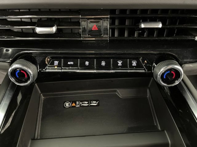 Used 2025 Chevrolet Tahoe LT AWD/4WD image 28
