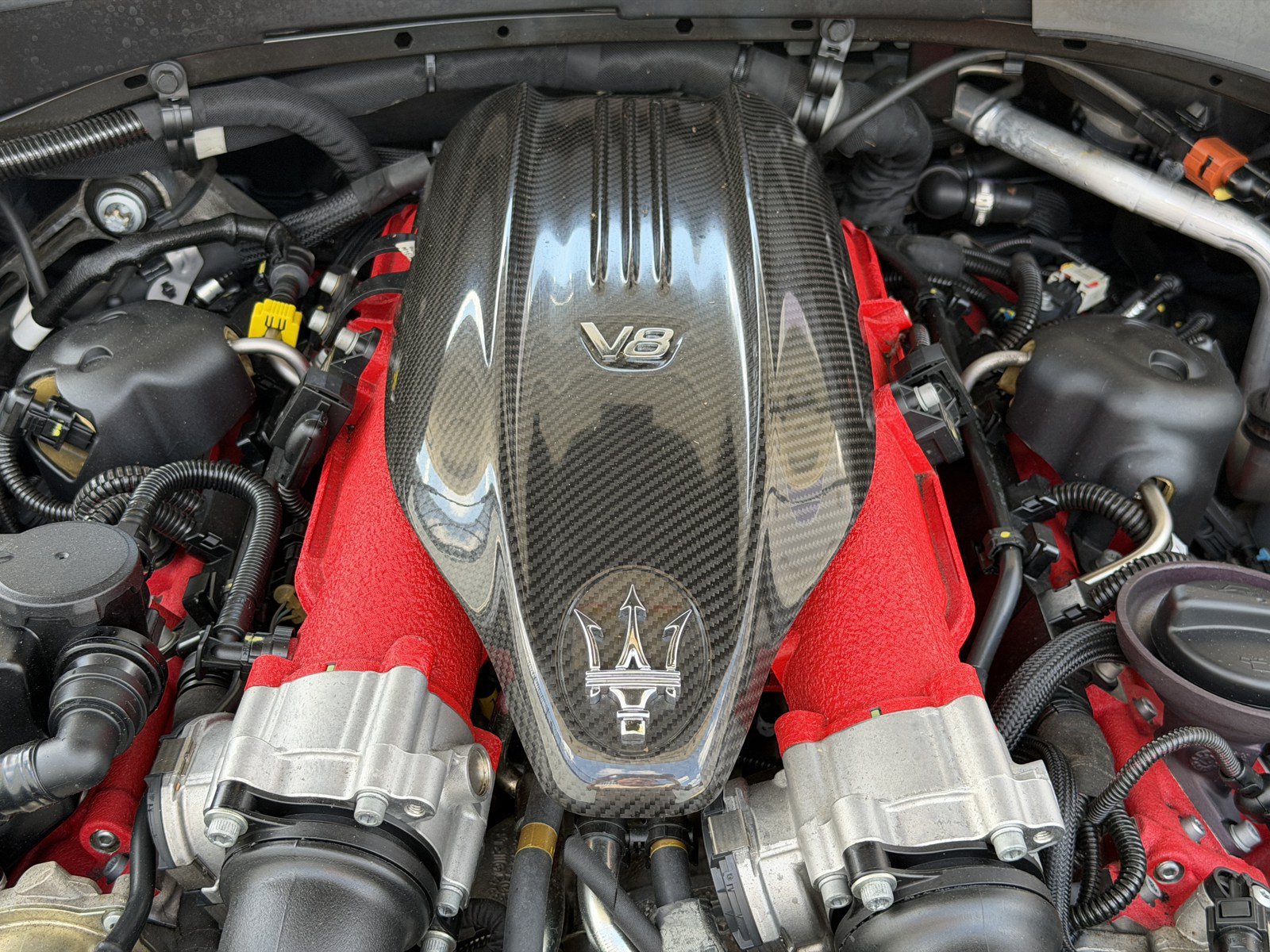 Used 2022 Maserati Levante Trofeo AWD/4WD image 38