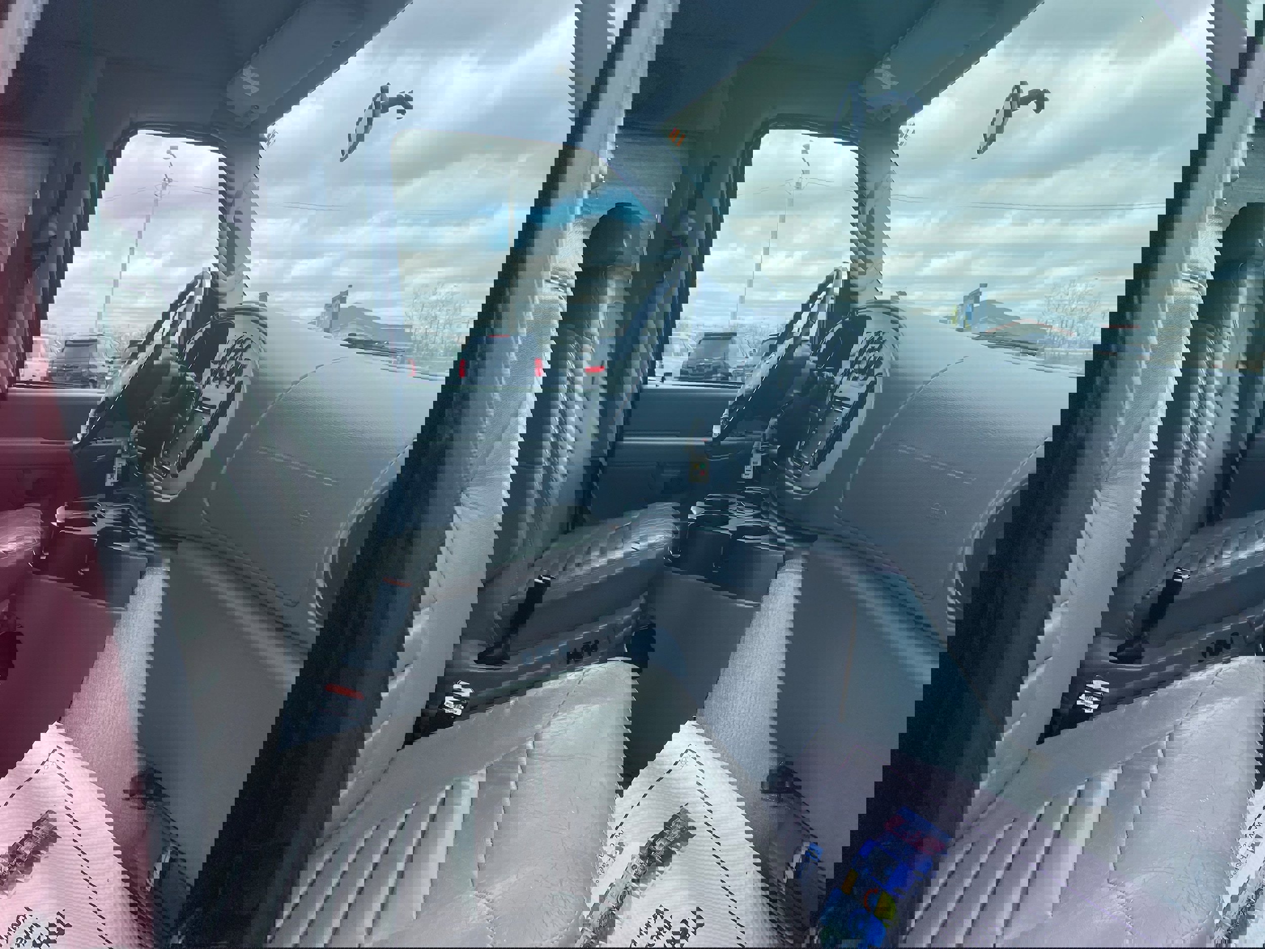 Used 2006 Ford E-250 and Econoline 250 RWD image 13