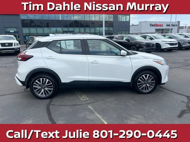 Used 2024 Nissan Kicks SV FWD image 13
