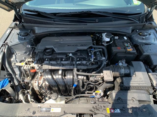 Used 2024 Hyundai Elantra SEL FWD image 26