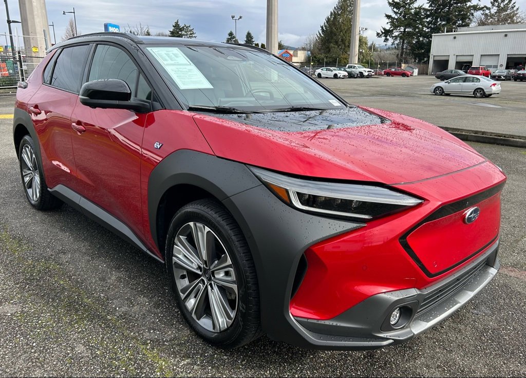 Used 2024 Subaru Solterra Touring image 3