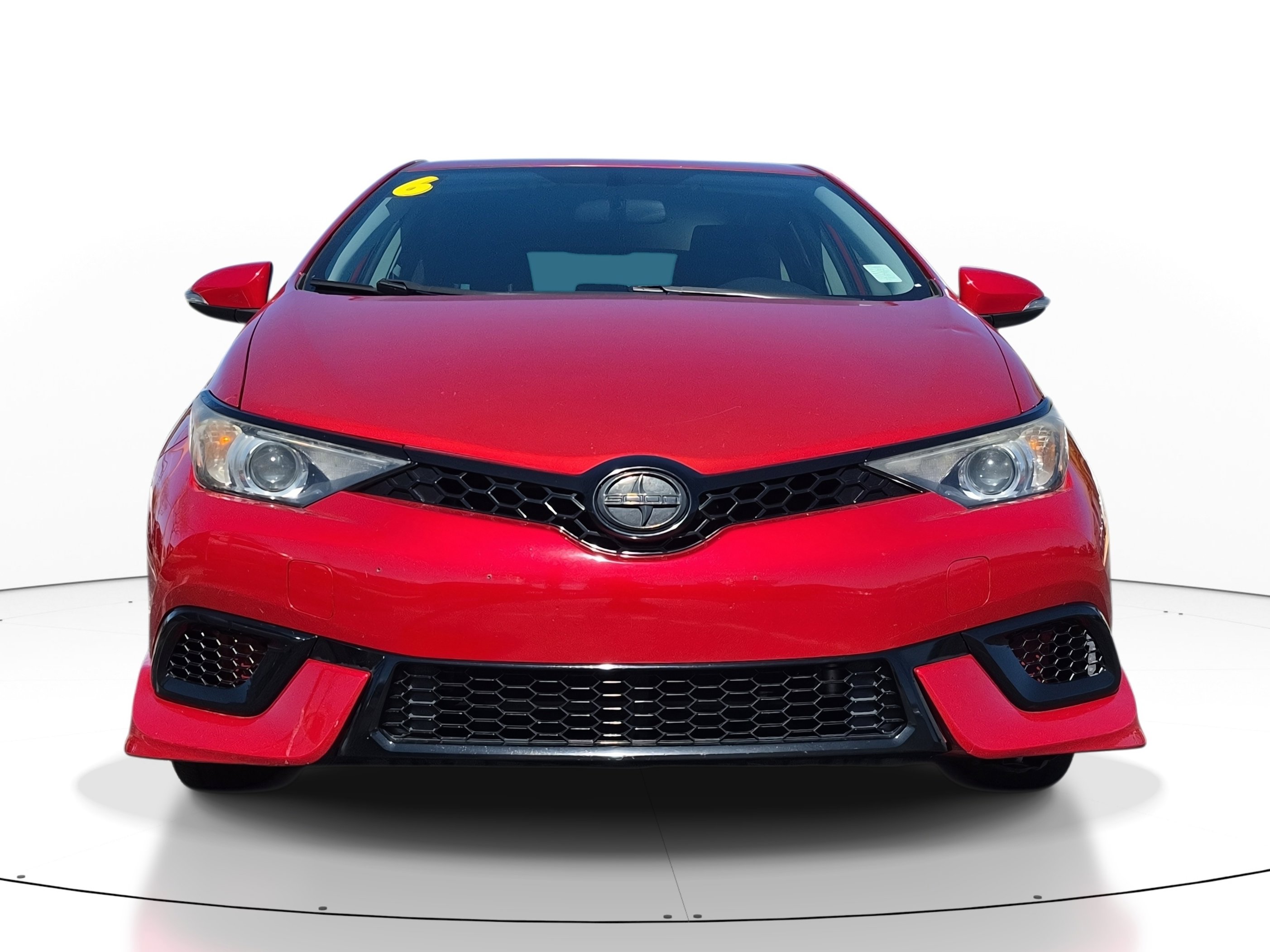 Used 2016 Scion iM image 2
