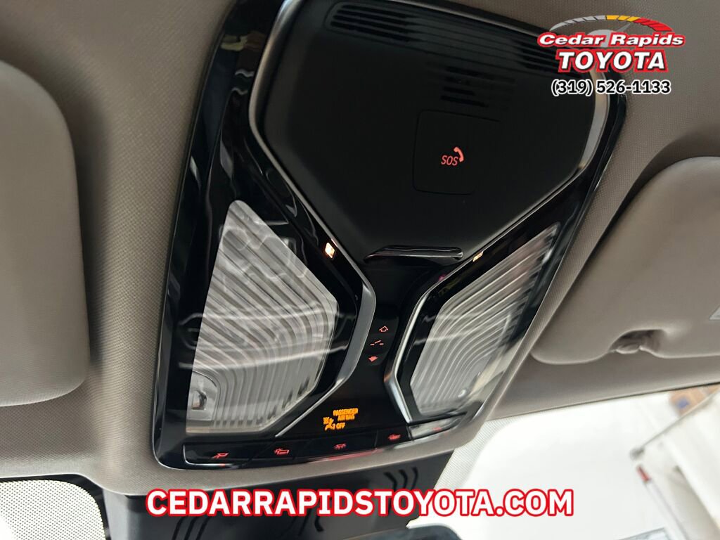 Used 2020 BMW X7 xDrive40i w/ Premium Package image 10