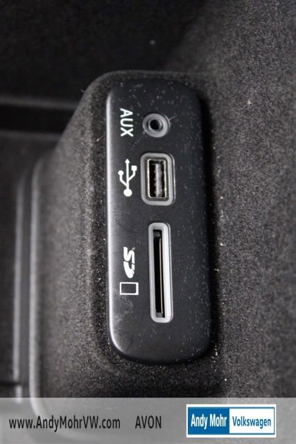 Used 2016 Chrysler 300 C image 43