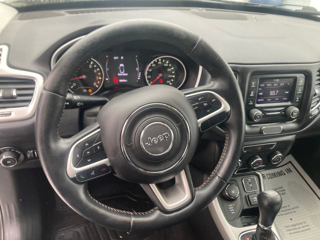 Used 2018 Jeep Compass Latitude image 18