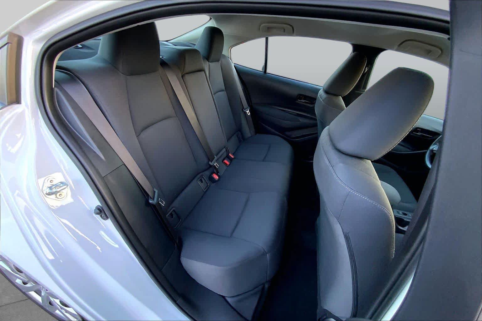 Used 2026 Toyota Corolla LE FWD image 16