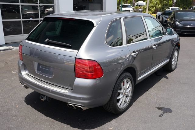 Used 2005 Porsche Cayenne Turbo AWD/4WD image 15