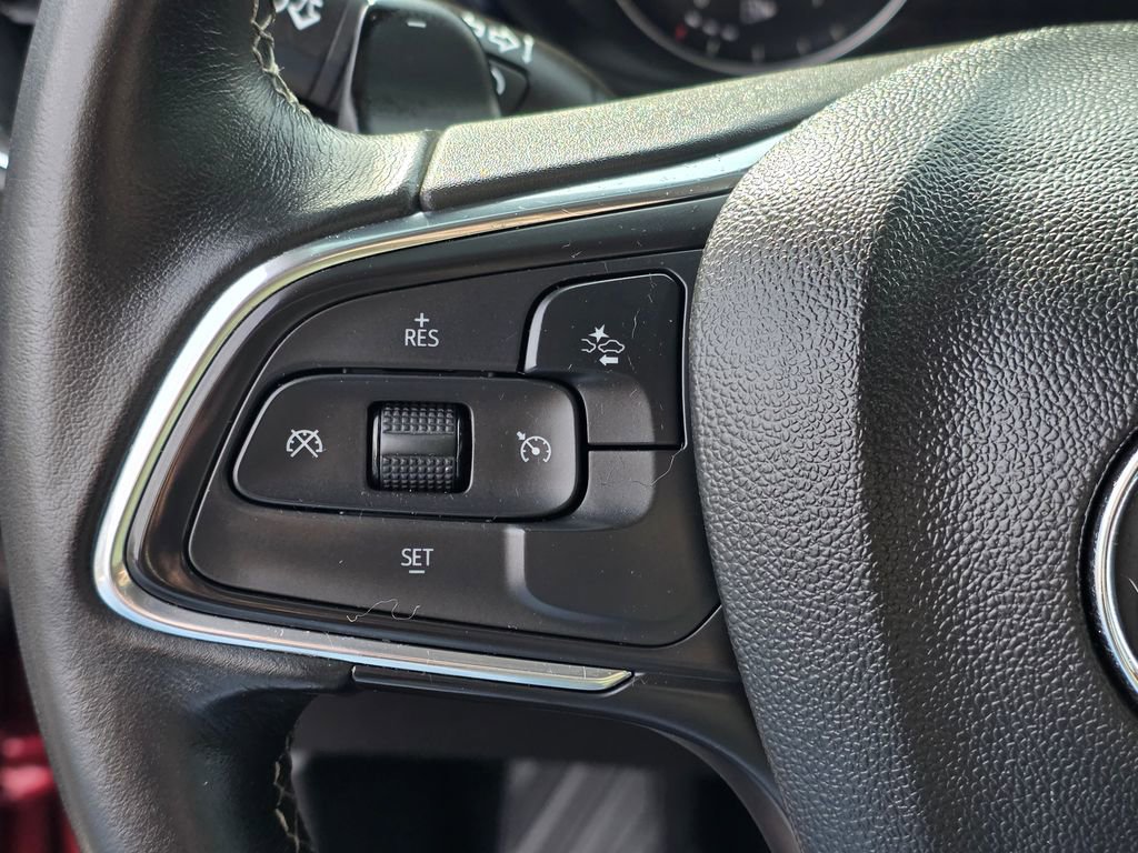 Used 2021 Buick Envision Preferred w/ Sport Touring Package image 17