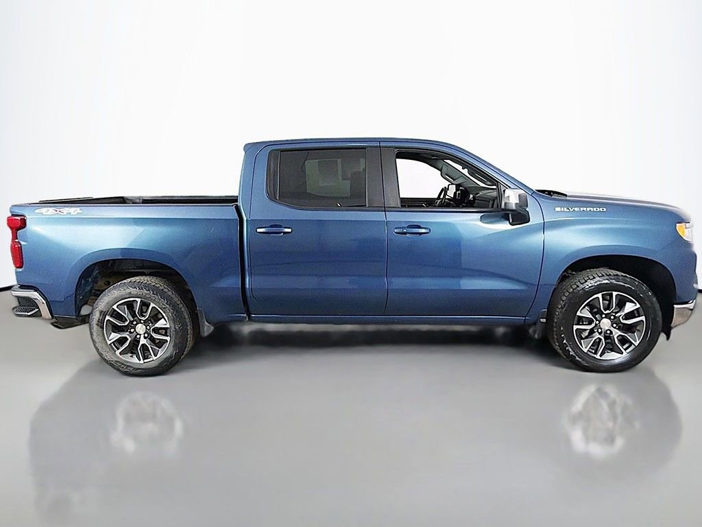 Used 2024 Chevrolet Silverado 1500 LT image 13