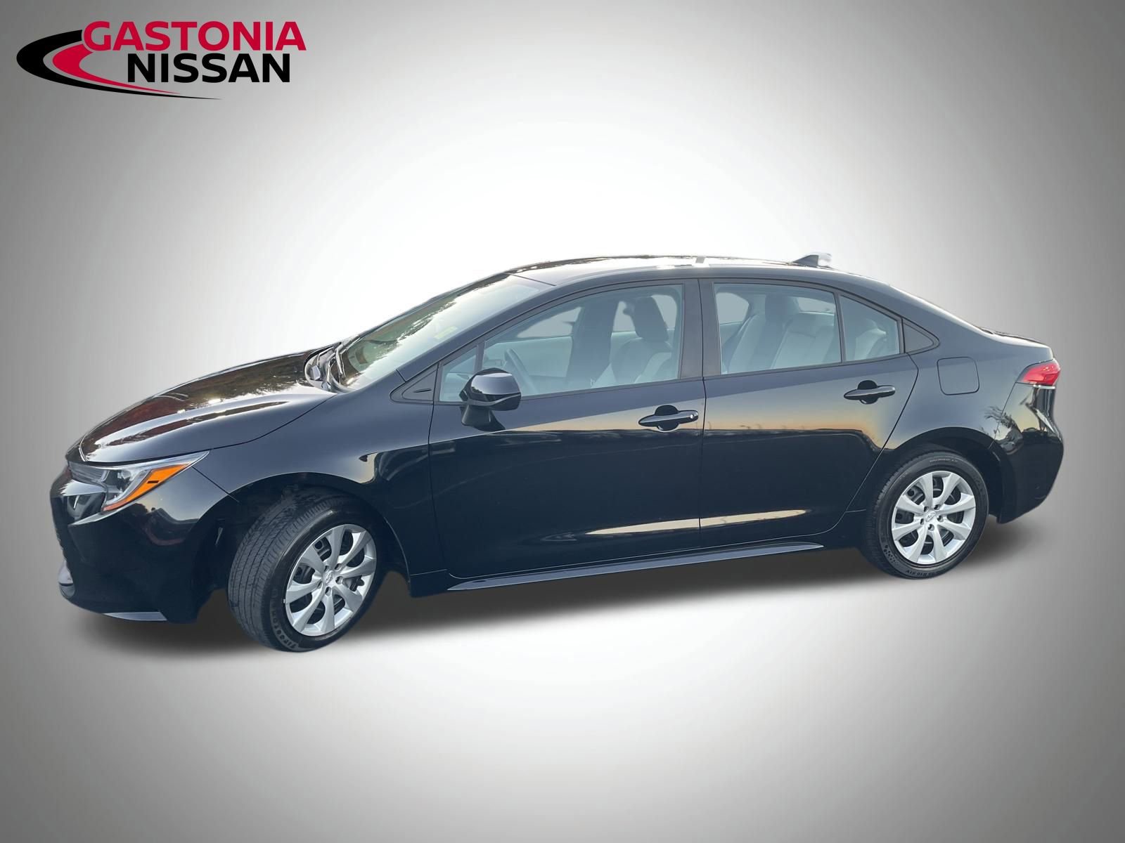 Used 2024 Toyota Corolla LE image 6