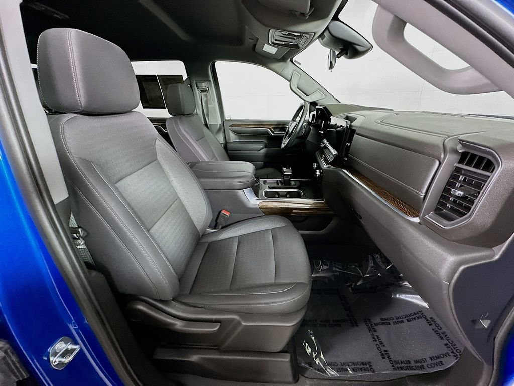 Used 2023 GMC Sierra 1500 Elevation image 12