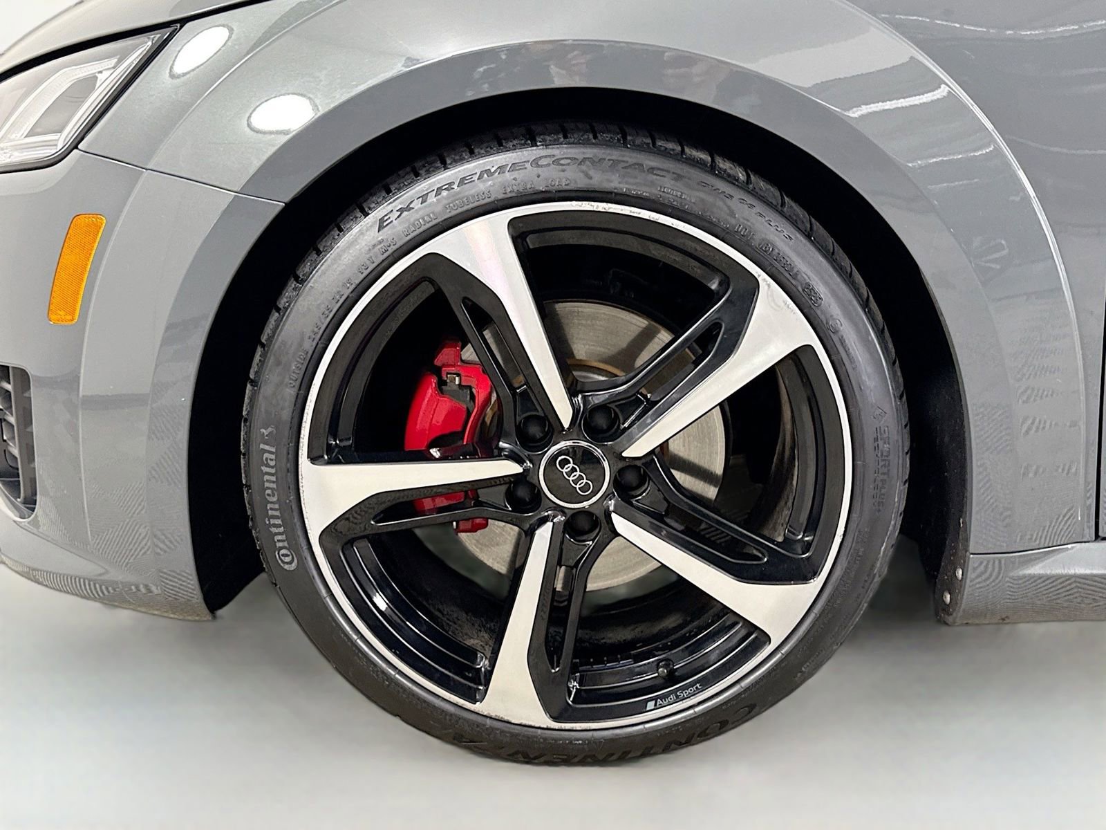Used 2018 Audi TT 2.0T w/ Technology Package image 27
