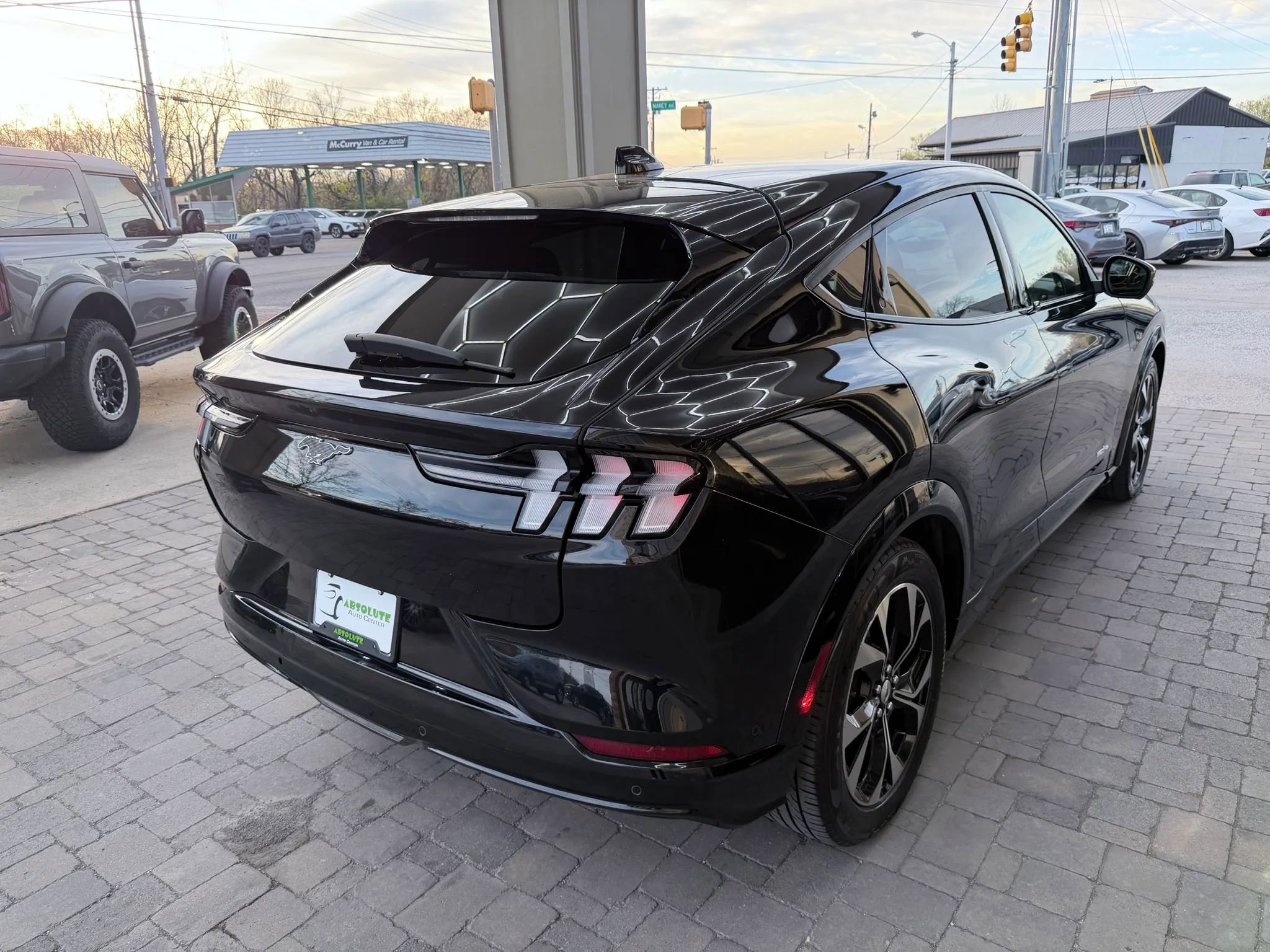 Used 2021 Ford Mustang Mach-E Premium image 50