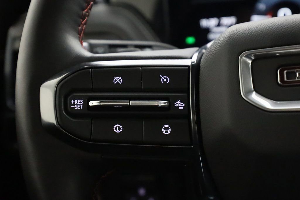 Used 2025 GMC Yukon AT4 Ultimate image 25