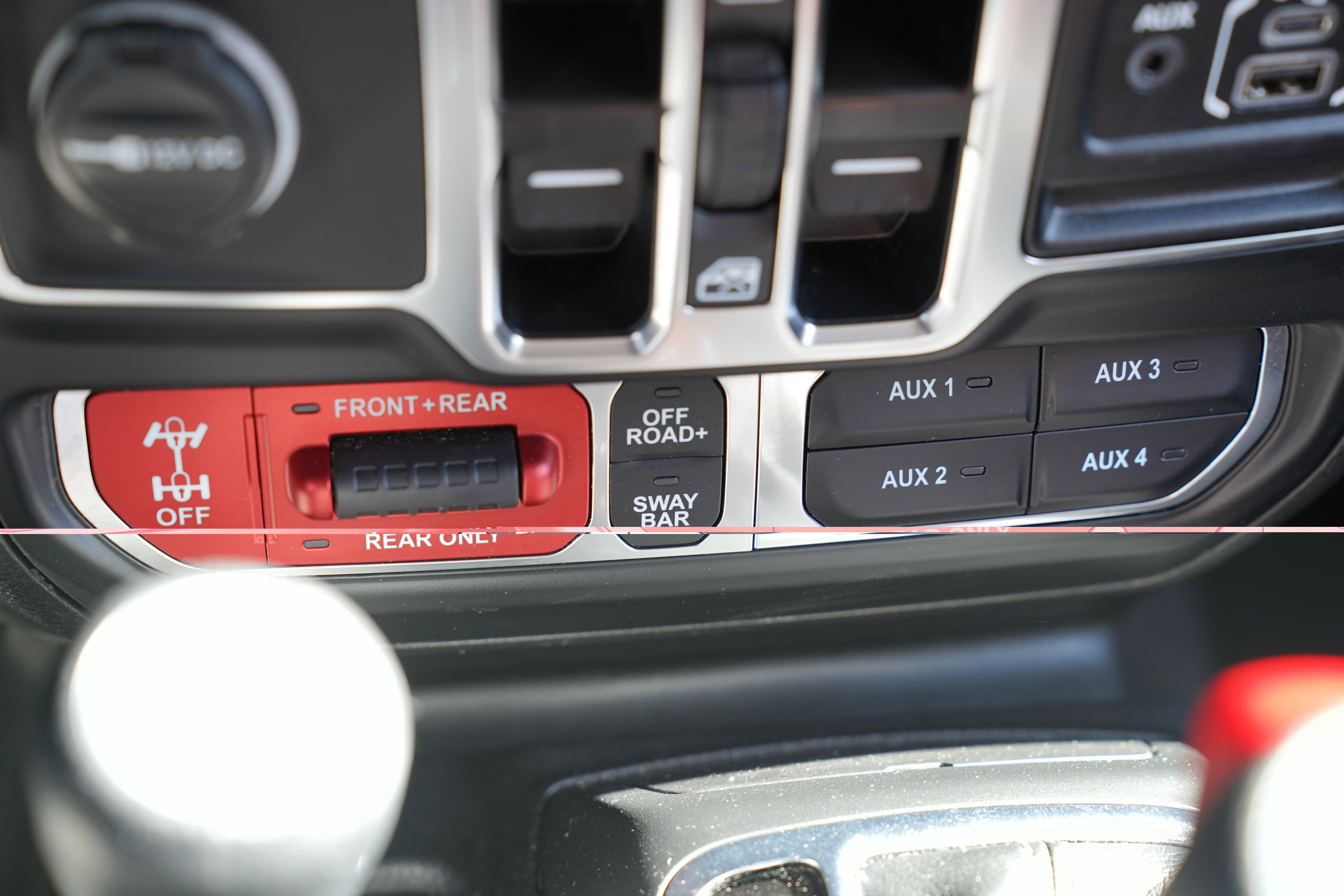 Used 2026 Jeep Gladiator Rubicon AWD/4WD image 27