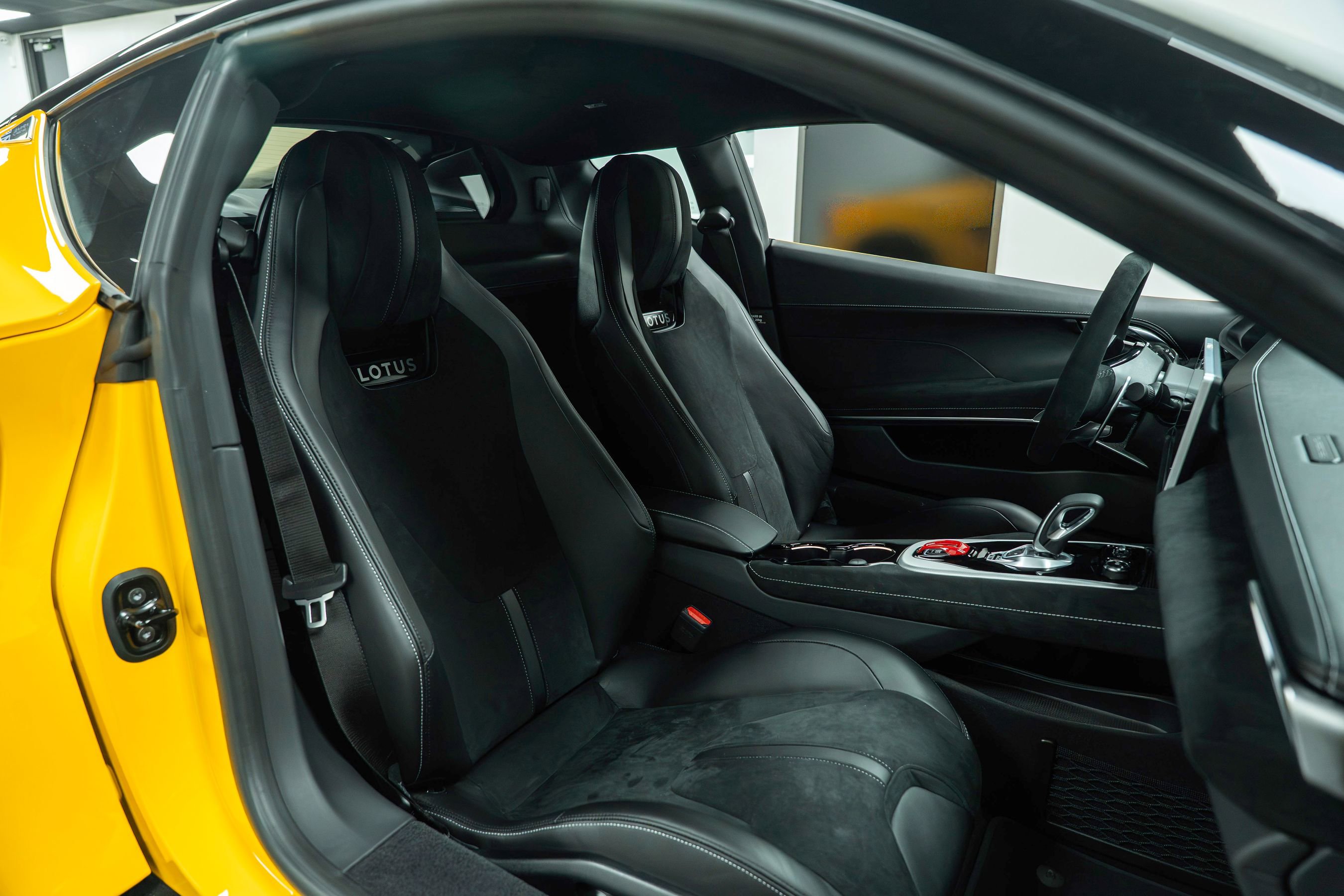 New 2026 Lotus Emira SE RWD image 43