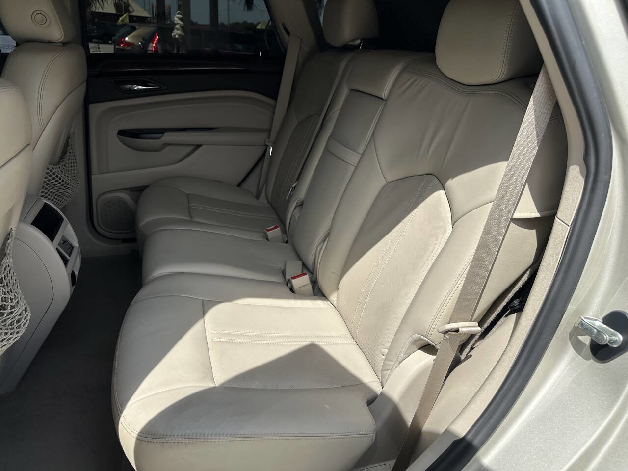 Used 2016 Cadillac SRX Luxury w/ Driver Awareness Package image 13