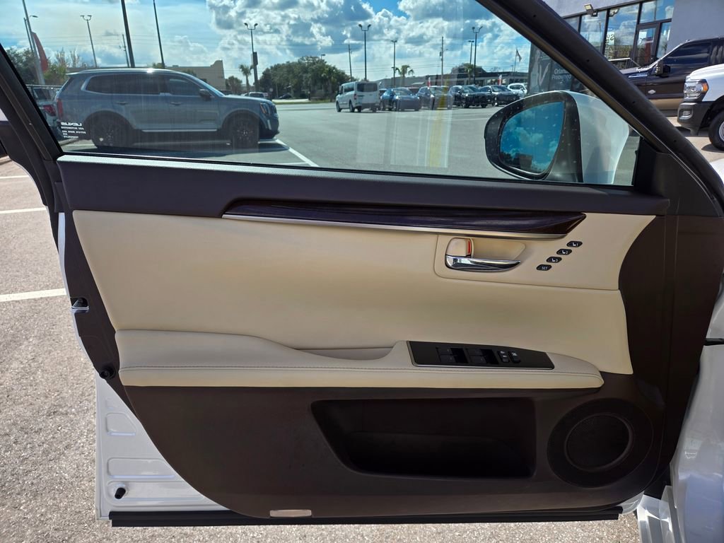 Used 2018 Lexus ES 350 image 22