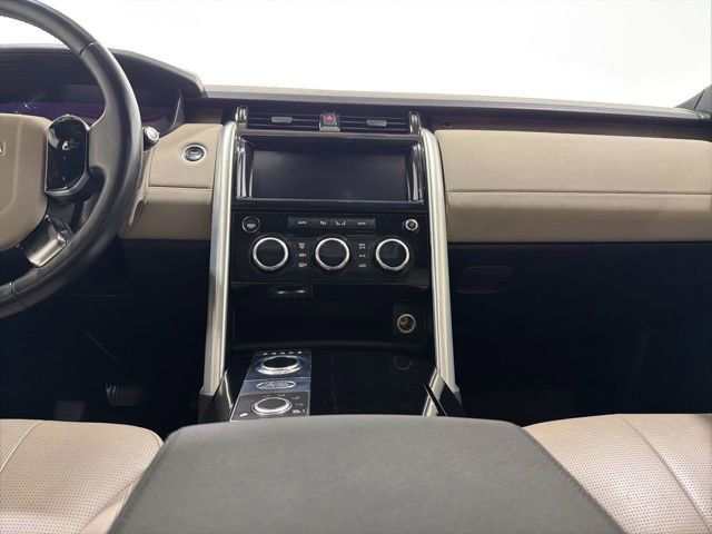 Used 2019 Land Rover Discovery HSE AWD/4WD image 10