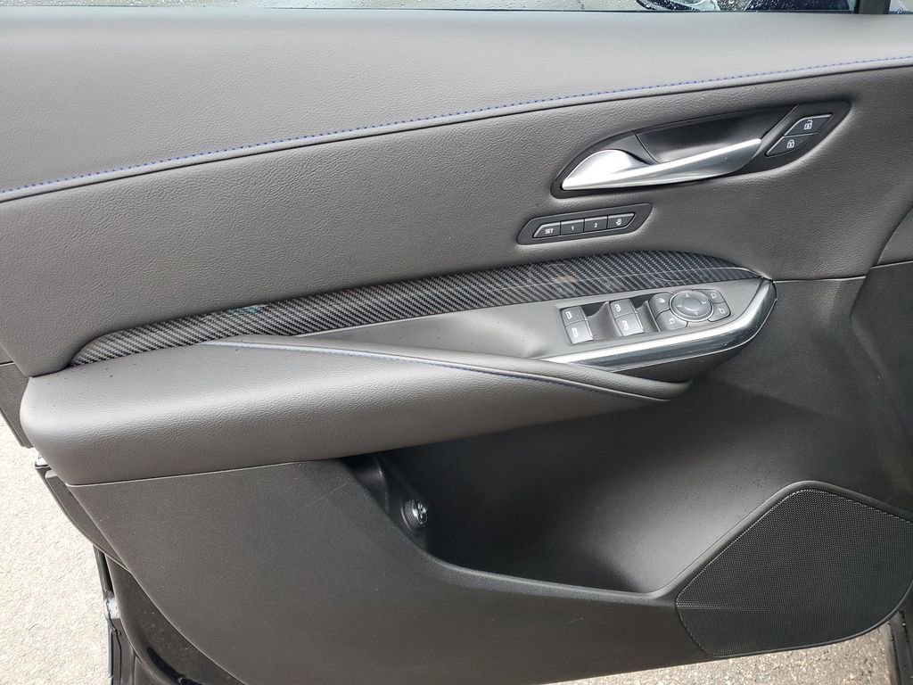 Certified 2024 Cadillac XT4 Sport w/ Cold Weather Package image 19