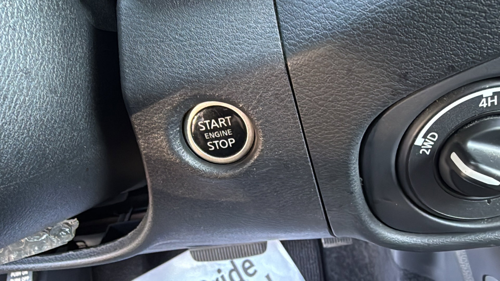 Certified 2023 Nissan Frontier SV w/ Tow Package AWD/4WD image 12