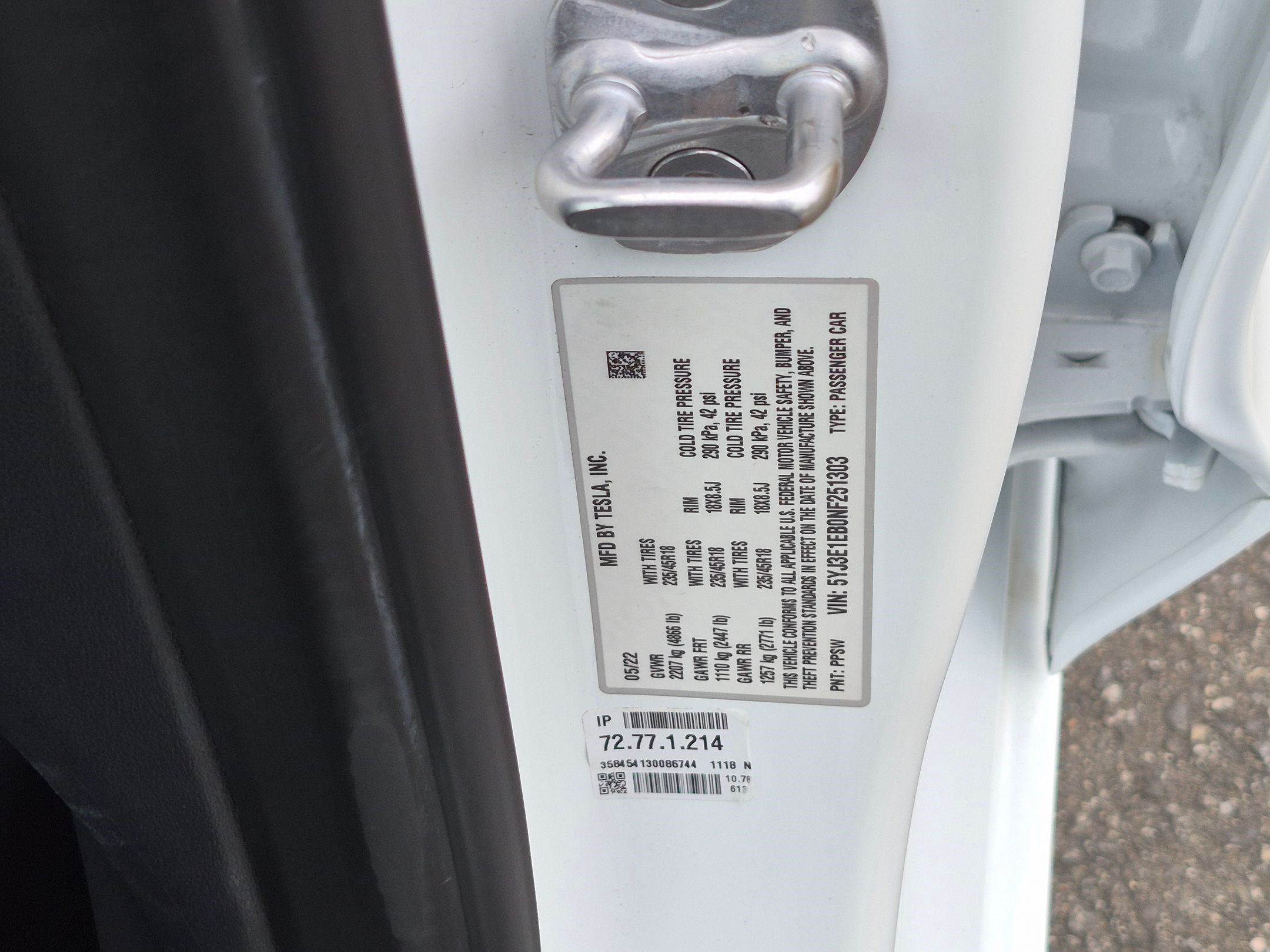 Used 2022 Tesla Model 3 Long Range AWD/4WD image 28