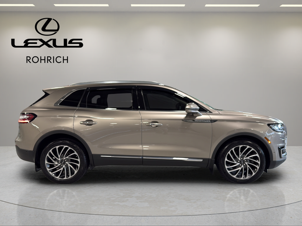 Used 2020 Lincoln Nautilus Reserve w/ Equipment Group 201A AWD/4WD image 5