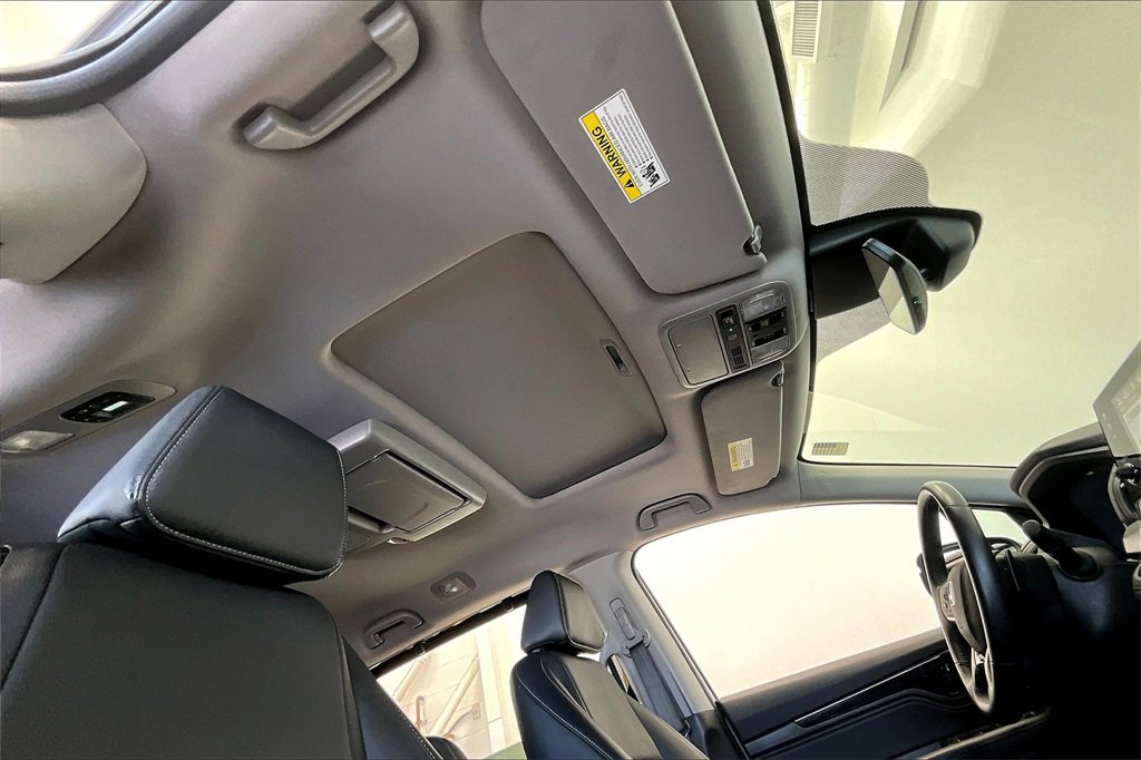 Used 2024 Honda Odyssey Touring image 17