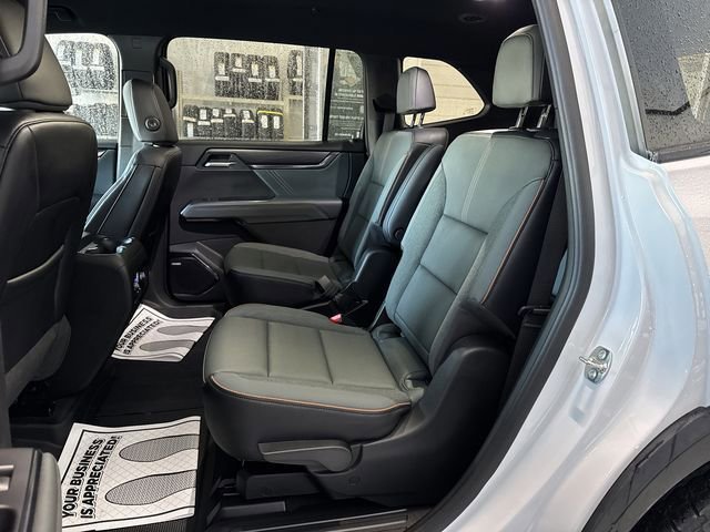 New 2026 GMC Acadia AT4 w/ LPO, Floor Liner Package image 24