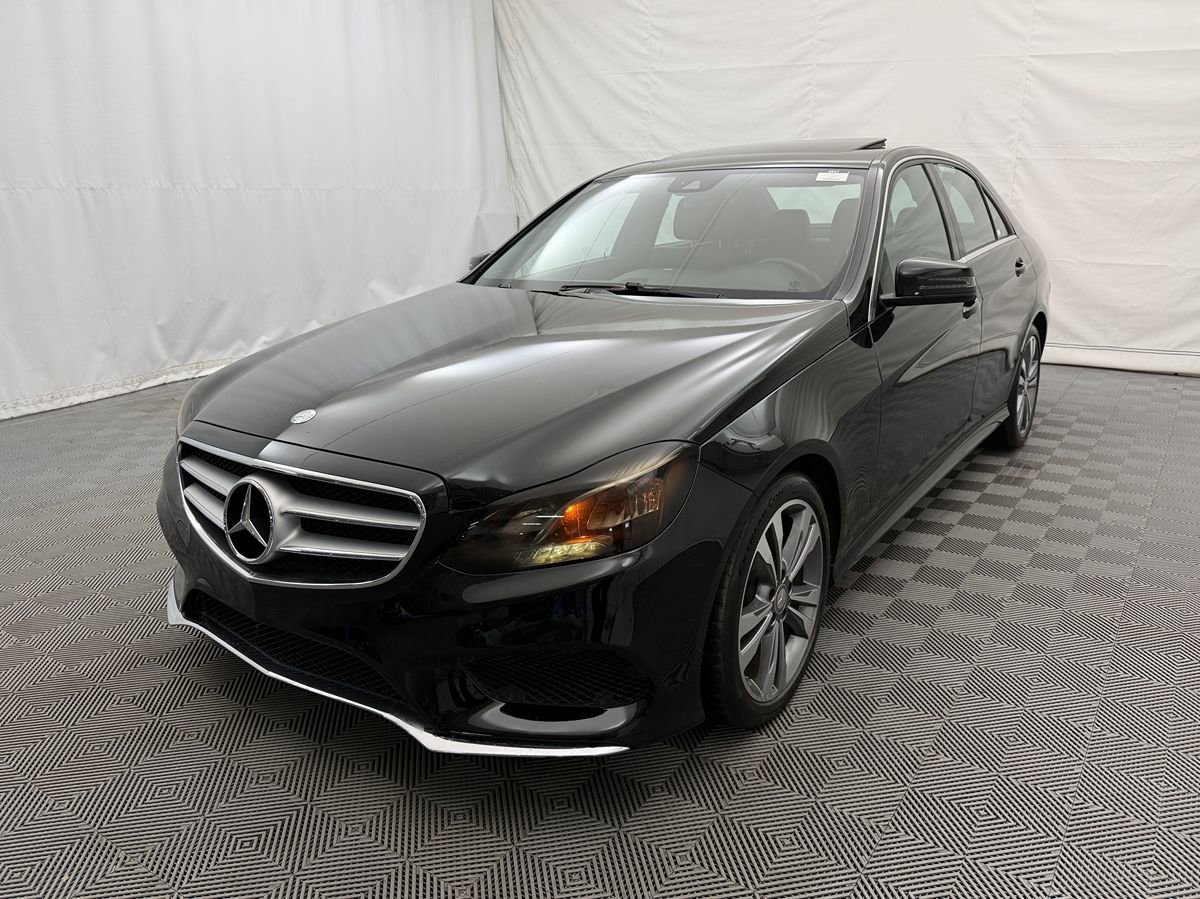 Used 2016 Mercedes-Benz E 350 4MATIC Sedan image 2