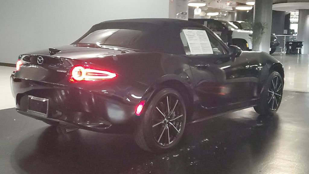 Used 2026 MAZDA MX-5 Miata Grand Touring w/ Weather Package RWD image 4