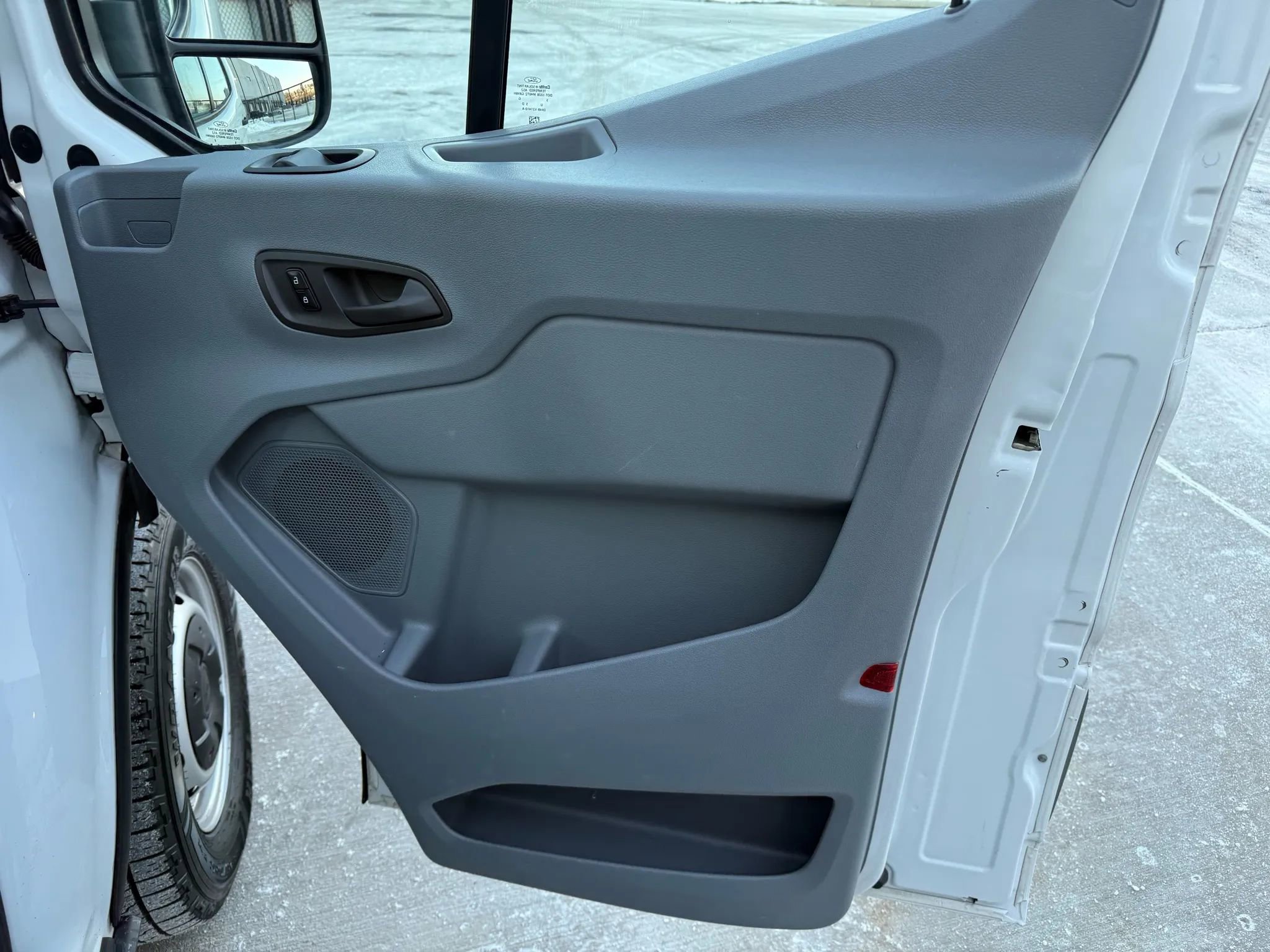 Used 2015 Ford Transit 150 XL image 23