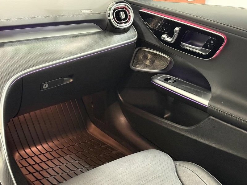 New 2026 Mercedes-Benz C 300 4MATIC Sedan image 12