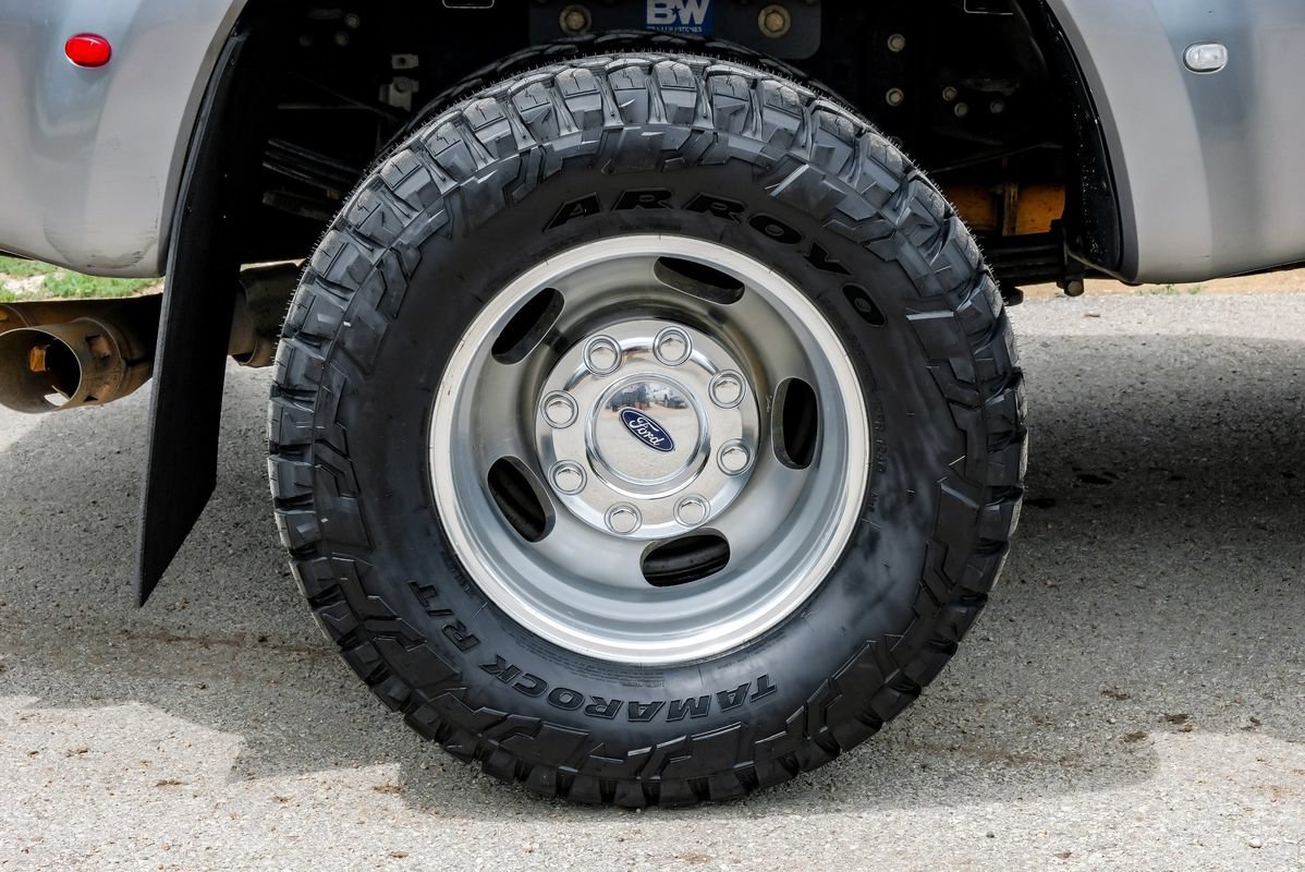 Used 2023 Ford F350 Lariat w/ FX4 Off-Road Package AWD/4WD image 60