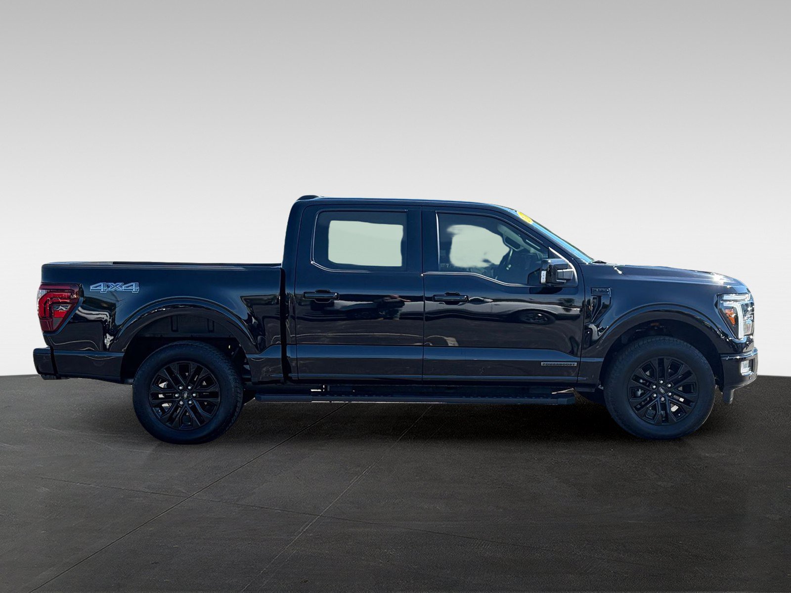 Used 2024 Ford F150 Lariat w/ Equipment Group 502A High AWD/4WD image 4