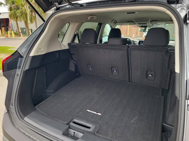 Certified 2023 Nissan Rogue S image 14