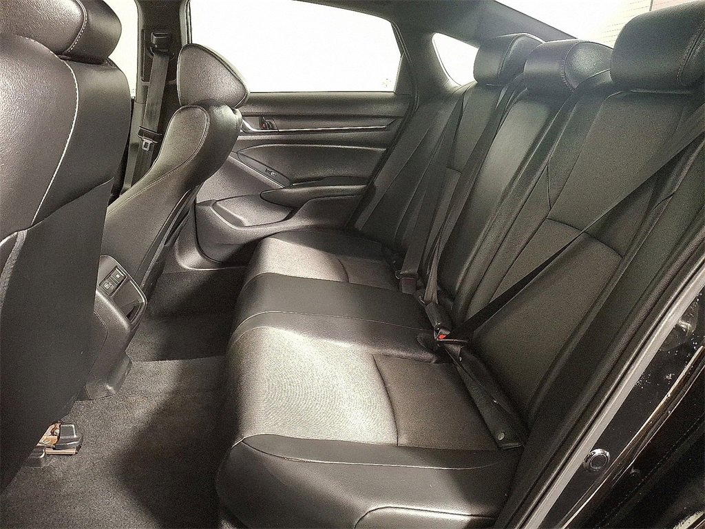 Used 2021 Honda Accord Sport image 14
